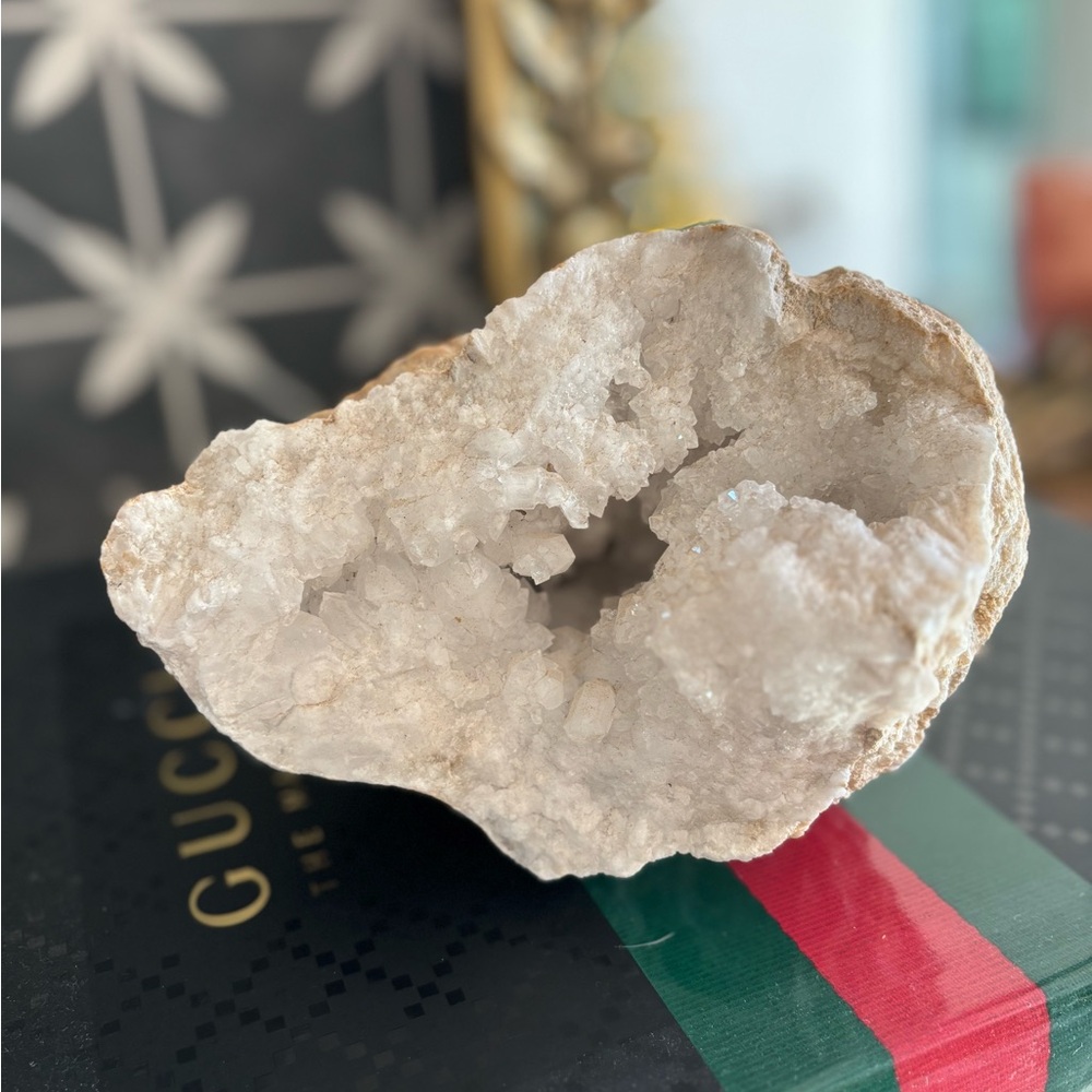 QUARTZ GEODE | natural crystal